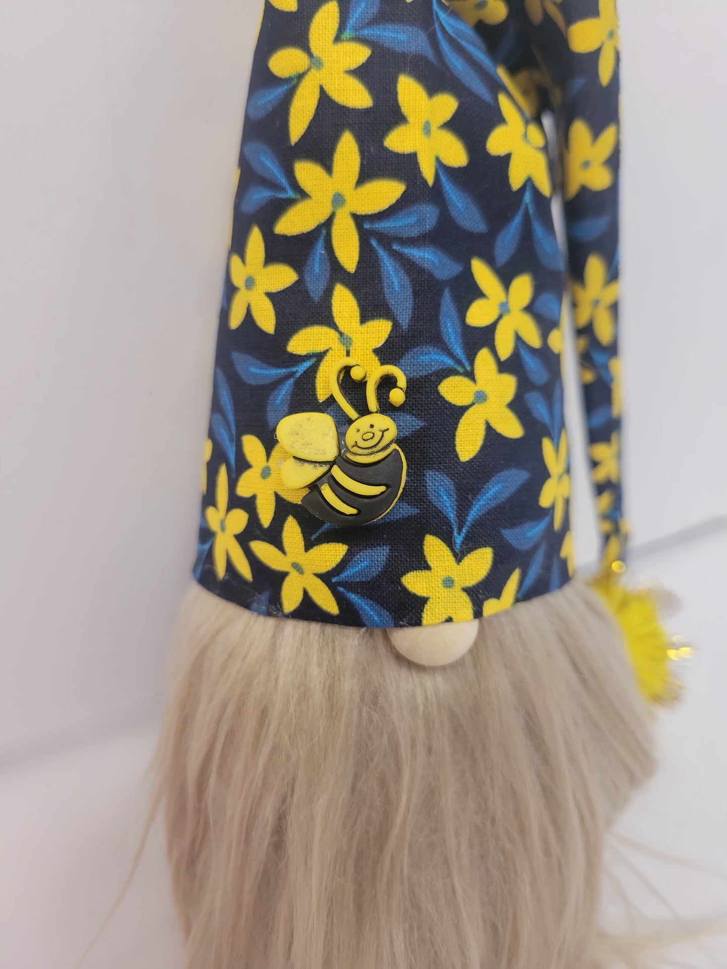 Yellow daisy & bumble bee gnome shelf sitter table decor centerpiece