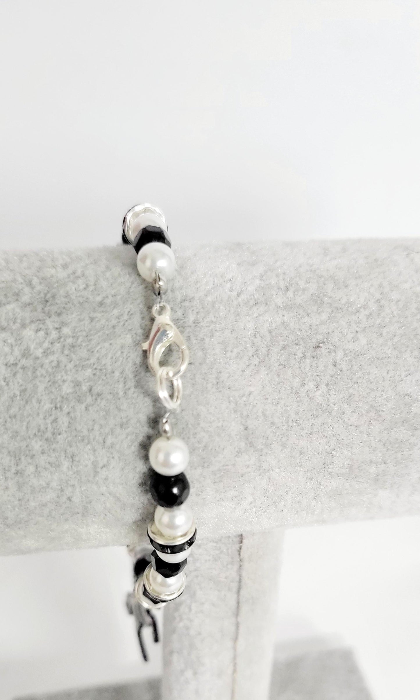 Halloween skeleton unicorn charm glass beaded bracelet