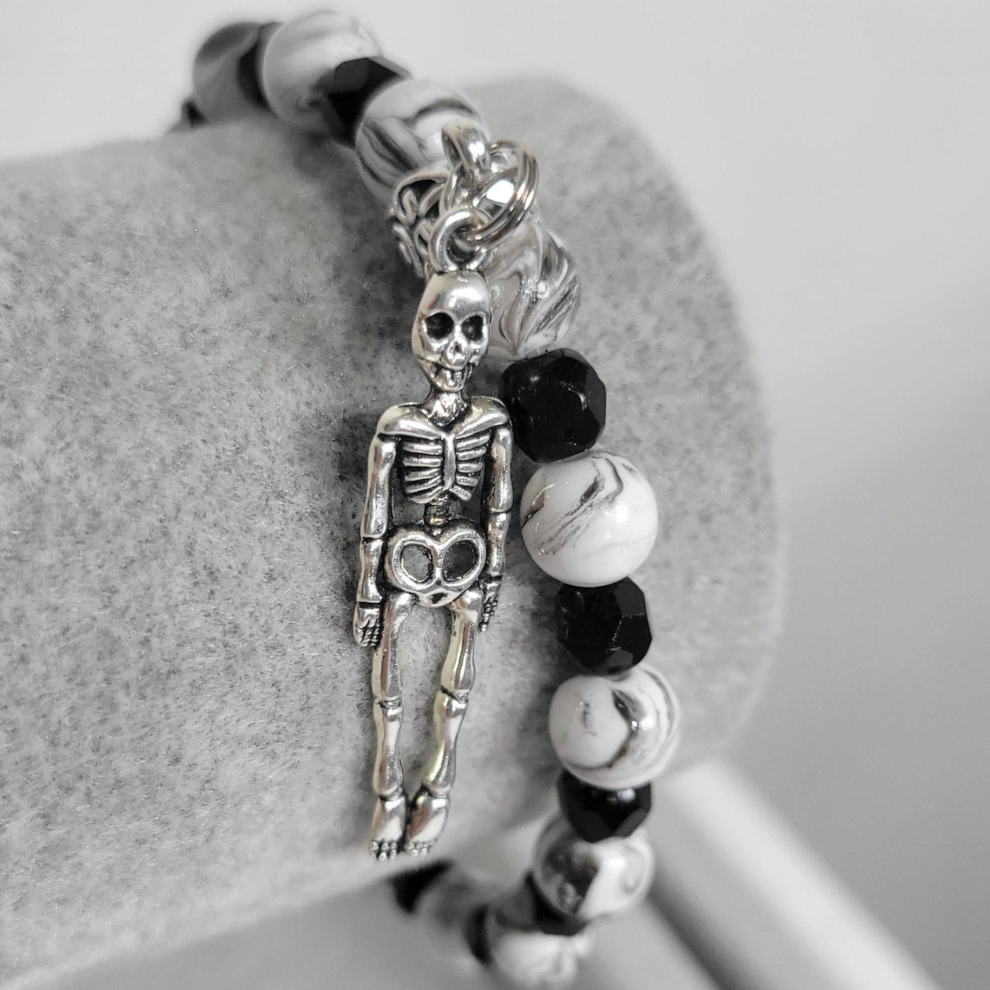 Halloween skeleton unicorn charm glass beaded bracelet