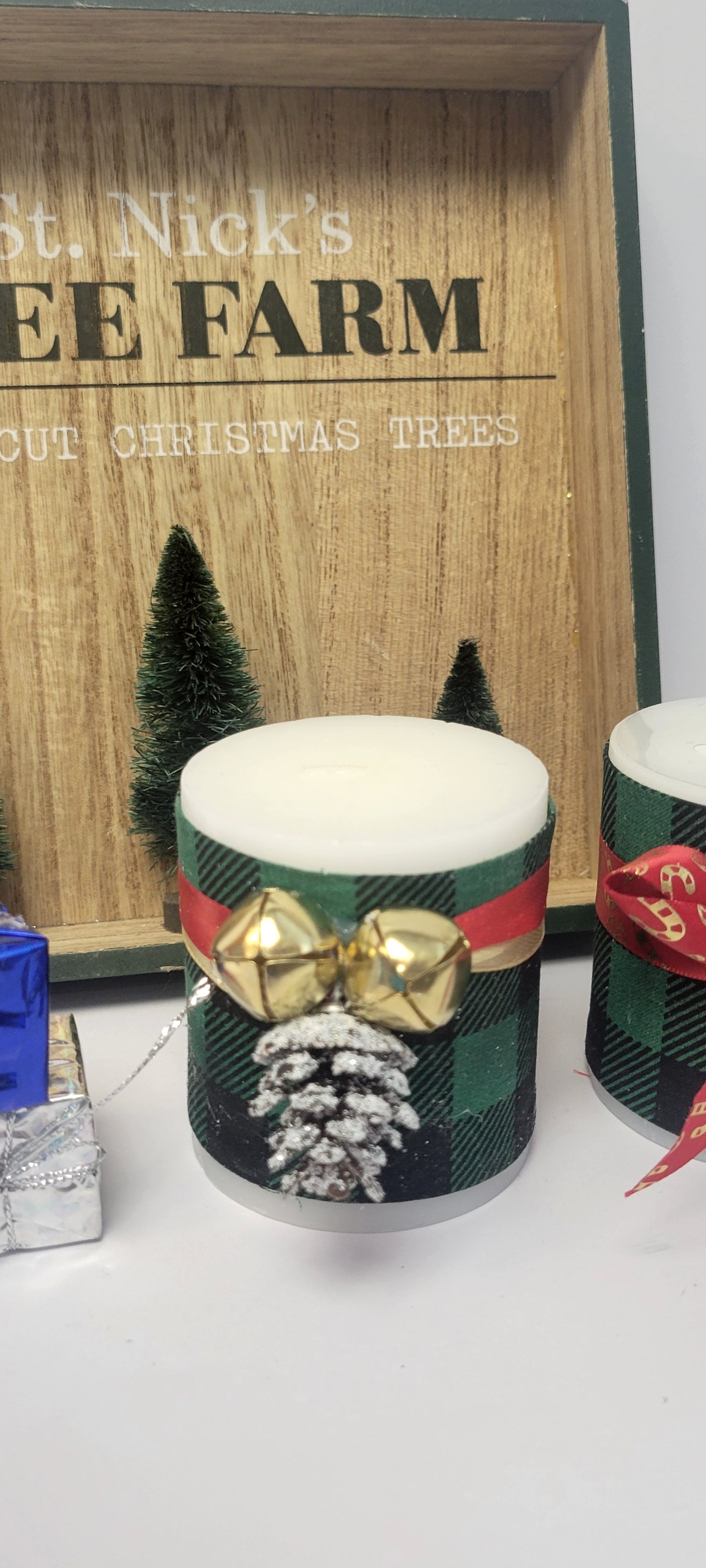 Luxury Plaid Christmas Candle Set of 3 | Handmade Ralph Lauren Inspired Lodge Decor | Clean Fresh Linen Scent