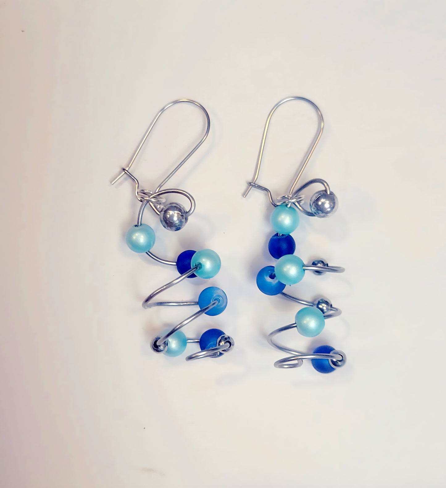 Stainless steel wire beaded Christmas tree earrings