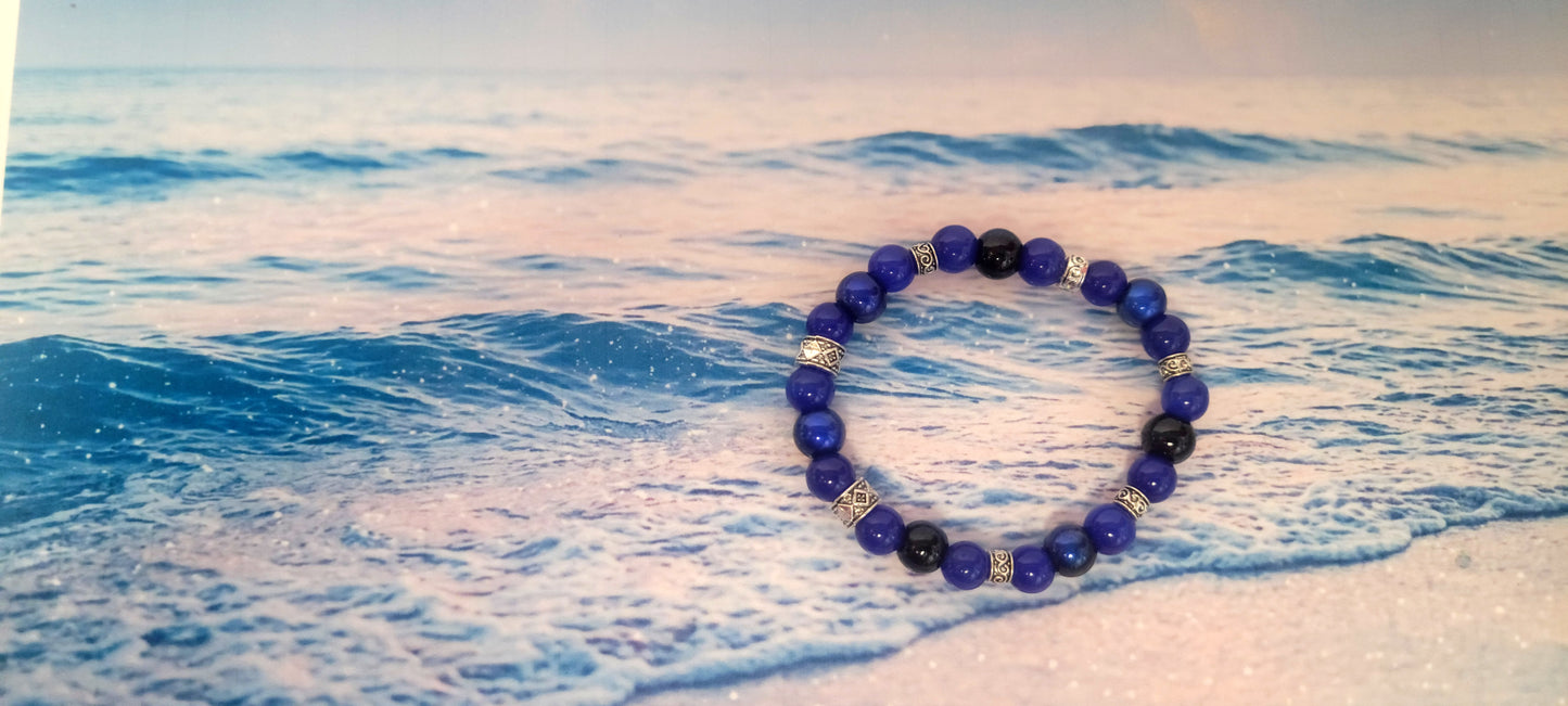Natural Crystal Cat's Eye & Glass Beaded Bracelet 7"