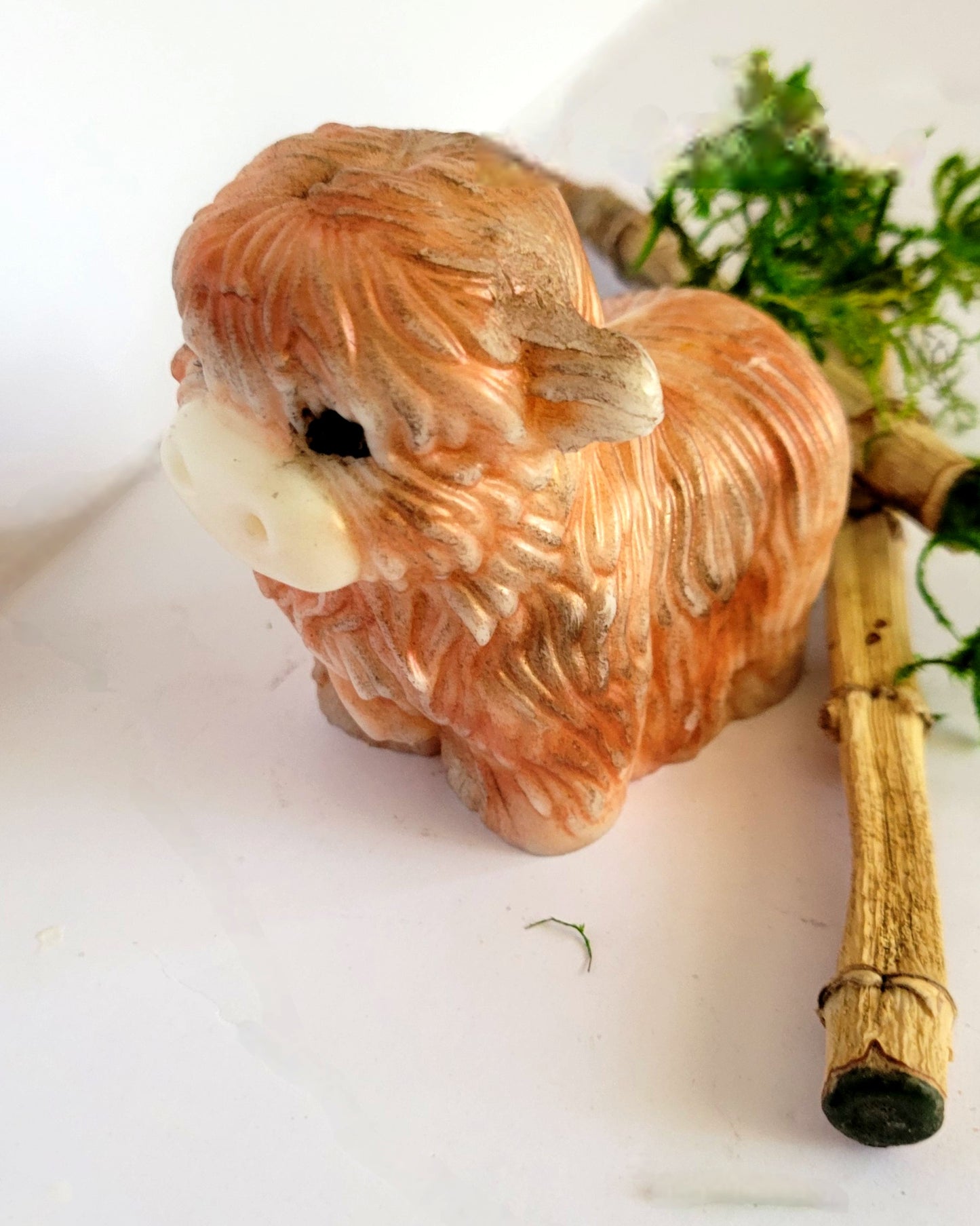 Highland Calf Wax Figurine - Unscented -Wickless